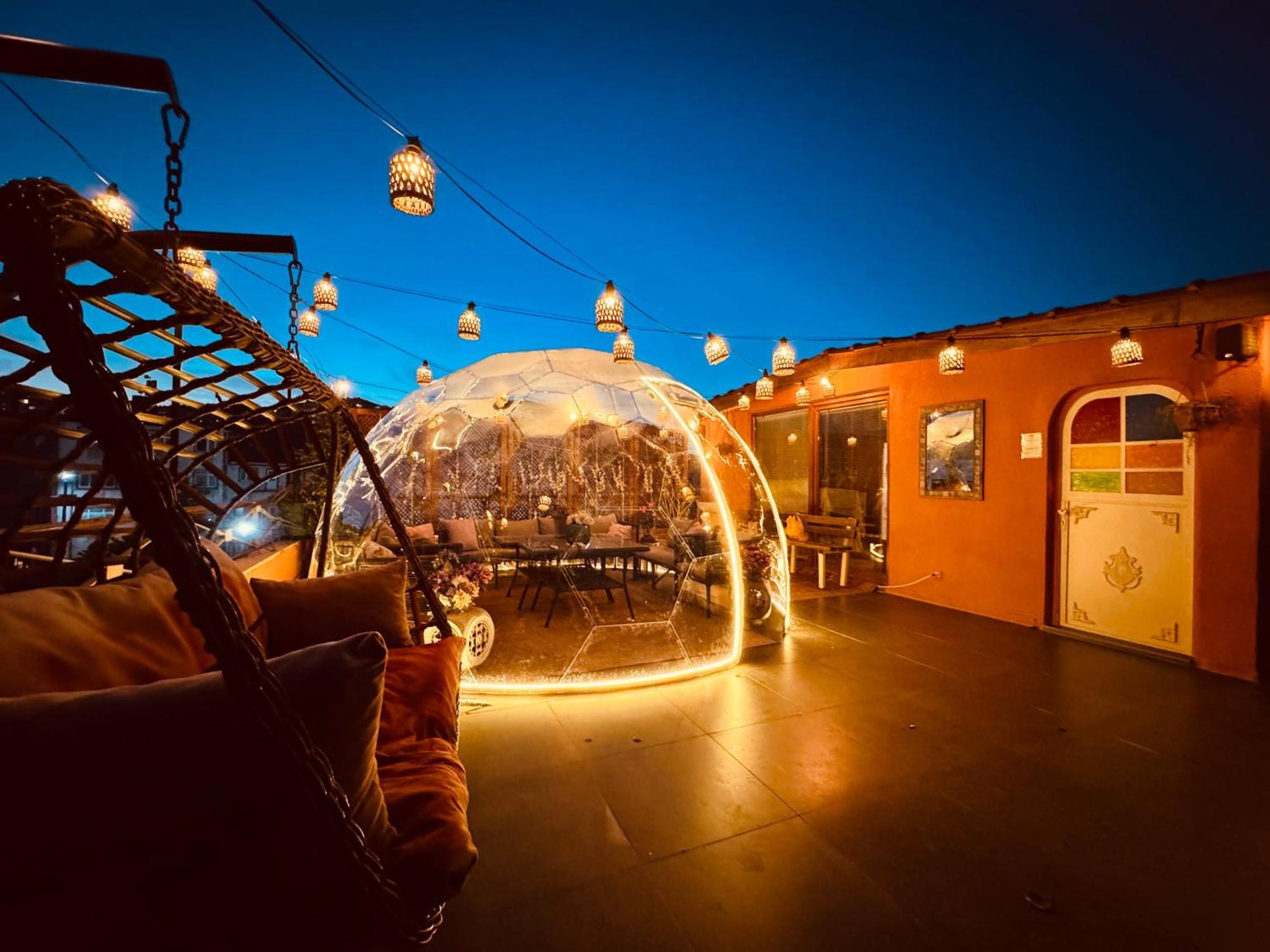 Waterfront Apartment By The Tram - Terrace With Dome & Golden Horn View In Fatih Istanboel Buitenkant foto
